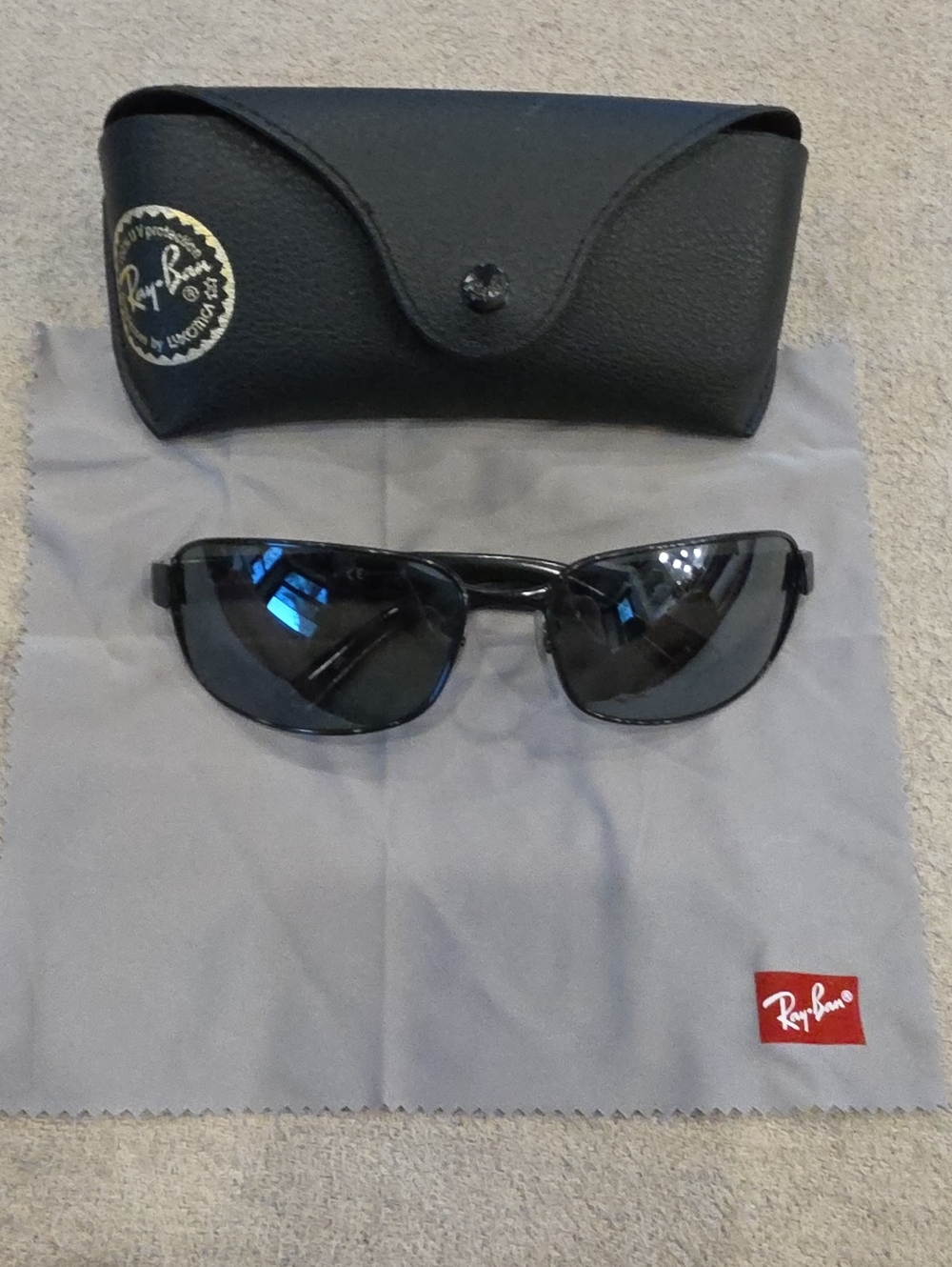 Ray-Ban Black Chromance Polarized Sunglasses with Case